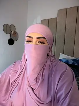 Snapshot of rashaaa_ chatting on April 7, 2026, 1:50 am rashaaa online show from April 7, 2026, 1:50 am