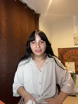 Abril Thompson221 online show from May 11, 2026, 1:22 am