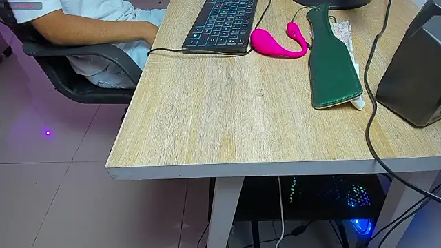 sky honey online show from March 17, 2026, 8:23 pm