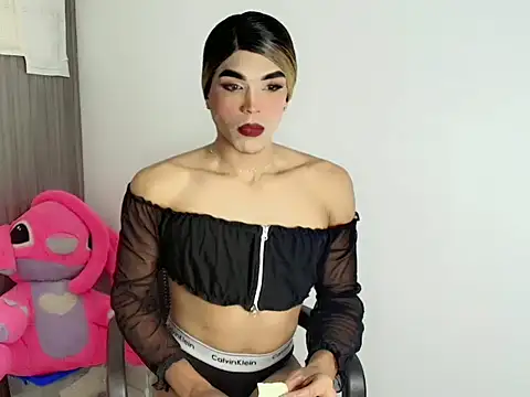 Snapshot of DollsKiara chatting on March 23, 2026, 2:21 pm DollsKiara online show from March 23, 2026, 2:21 pm