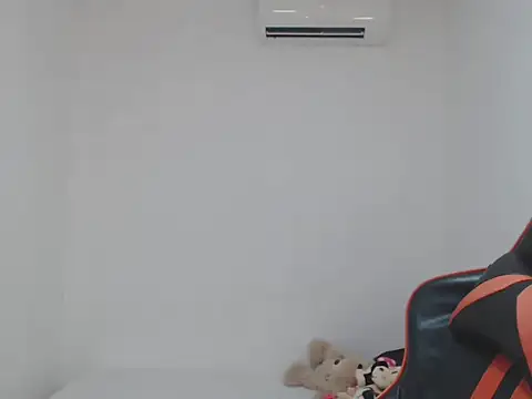 Snapshot of vintoria_1 chatting on March 10, 2026, 5:34 am vintoria 1 online show from March 10, 2026, 5:34 am