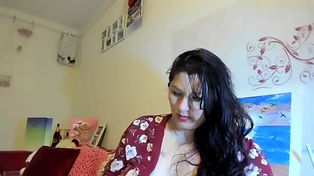 Snapshot of EVELYNA88 chatting on March 31, 2026, 5:46 pm EVELYNA88 online show from March 31, 2026, 5:46 pm