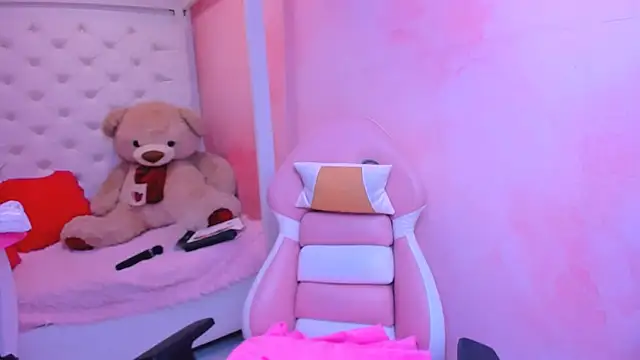 Snapshot of eimmy__skinny chatting on April 5, 2026, 3:26 am eimmy skinny online show from April 5, 2026, 3:26 am