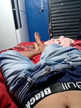 Snapshot of maldade1 chatting on February 14, 2026, 3:03 am maldade1 online show from February 14, 2026, 3:03 am