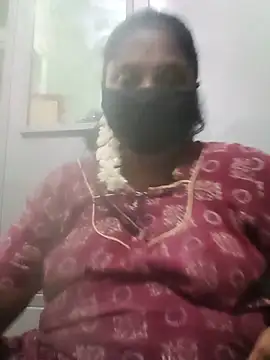 tamilkaviya431 online show from July 16, 2026, 6:14 pm