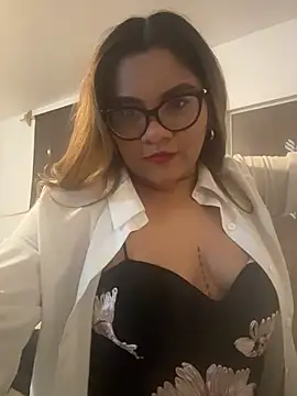 ludmila x online show from April 9, 2026, 5:18 am