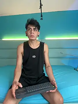 abrilandjulian online show from February 23, 2026, 12:02 pm