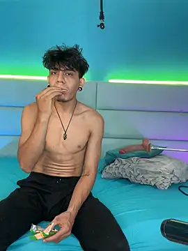 abrilandjulian online show from February 25, 2026, 12:04 pm