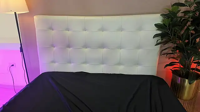 Snapshot of sweetalicexxx_ chatting on July 11, 2026, 5:21 am sweetalicexxx online show from July 11, 2026, 5:21 am