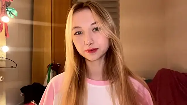 PinkTraible online show from March 6, 2026, 11:50 am