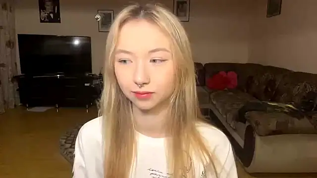 PinkTraible online show from March 19, 2026, 11:14 am