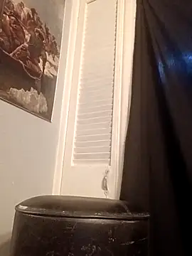 likeemilk online show from April 3, 2026, 2:37 pm