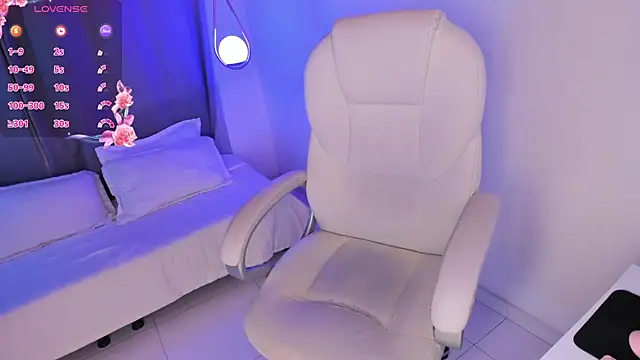 Snapshot of Irisbeel chatting on March 20, 2026, 5:12 am Irisbeel online show from March 20, 2026, 5:12 am