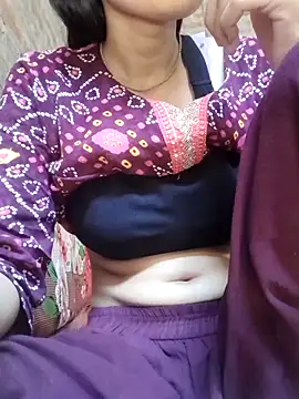 Horny Girl VIP online show from April 24, 2026, 5:21 am