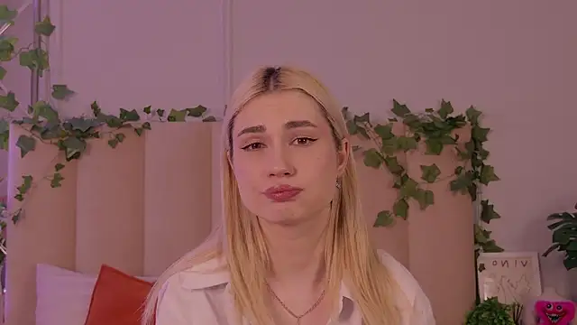 Snapshot of JadenLove_ chatting on July 1, 2026, 6:18 pm JadenLove online show from July 1, 2026, 6:18 pm
