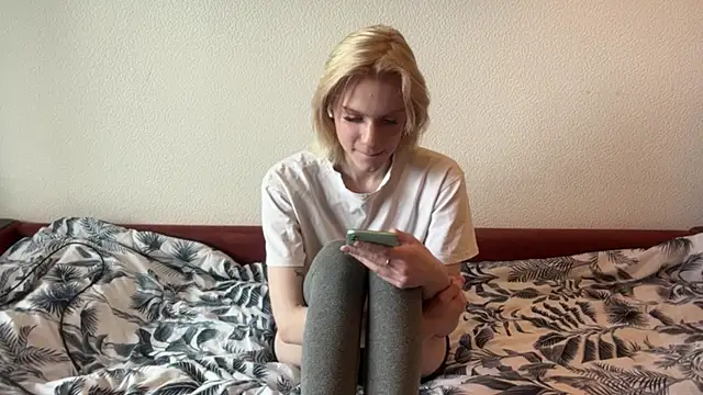 HirokoMassengills online show from March 3, 2026, 5:02 am