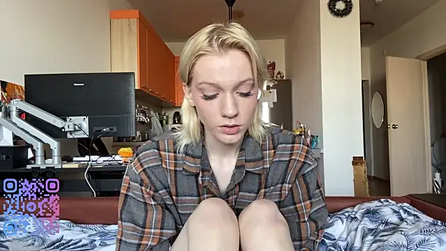 HirokoMassengills online show from March 31, 2026, 5:30 am