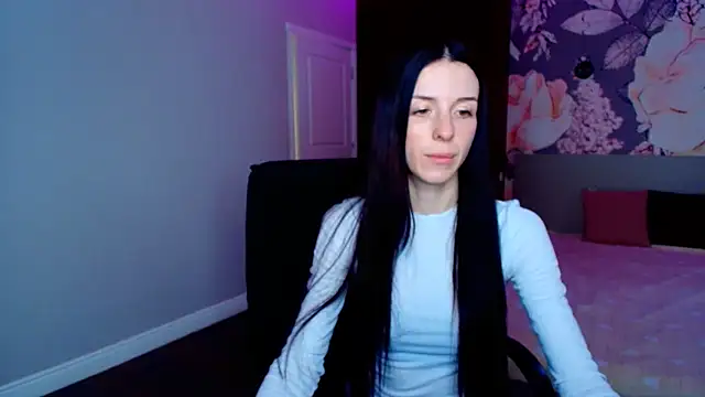 Snapshot of NoirDiva chatting on April 9, 2026, 12:21 pm NoirDiva online show from April 9, 2026, 12:21 pm