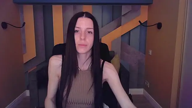 Snapshot of NoirDiva chatting on May 17, 2026, 6:00 am NoirDiva online show from May 17, 2026, 6:00 am