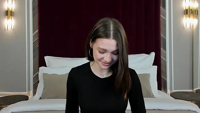 RebecaFields online show from April 4, 2026, 3:09 pm