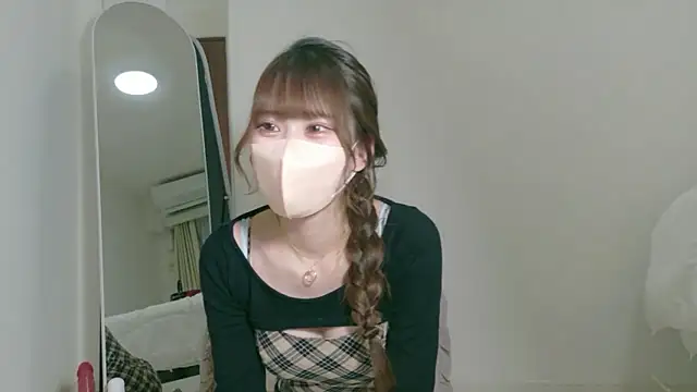 ukachan  online show from March 12, 2026, 6:03 pm