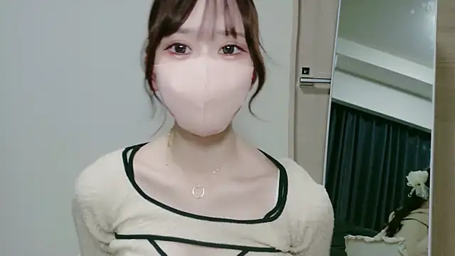 ukachan  online show from March 30, 2026, 3:02 pm