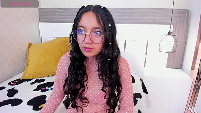 Snapshot of Emilyblussh chatting on March 10, 2026, 2:33 pm Emilyblussh online show from March 10, 2026, 2:33 pm