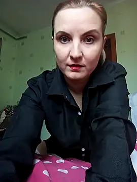 Snapshot of SusanGold9211 chatting on March 24, 2026, 10:09 am SusanGold9211 online show from March 24, 2026, 10:09 am