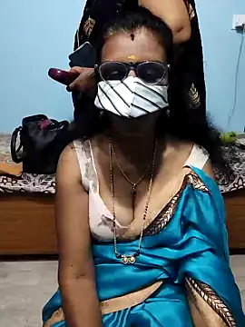 Snapshot of Kannadasexywifes chatting on April 25, 2026, 1:41 pm Kannadasexywifes online show from April 25, 2026, 1:41 pm