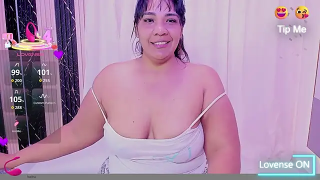 Snapshot of Cinnamon_Skin01 chatting on April 21, 2026, 11:05 am Cinnamon Skin01 online show from April 21, 2026, 11:05 am