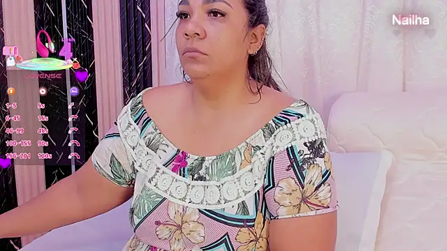Snapshot of Cinnamon_Skin01 chatting on May 6, 2026, 11:04 am Cinnamon Skin01 online show from May 6, 2026, 11:04 am