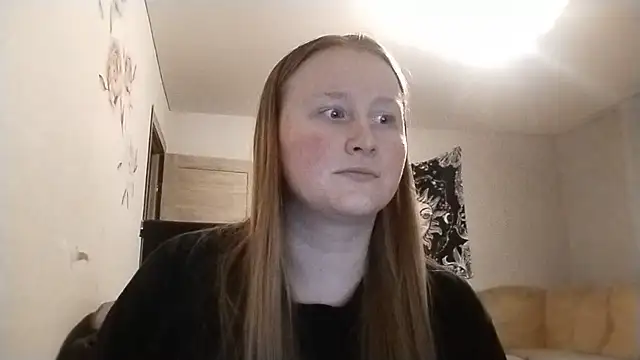 AnikaLipps online show from May 16, 2026, 12:29 am