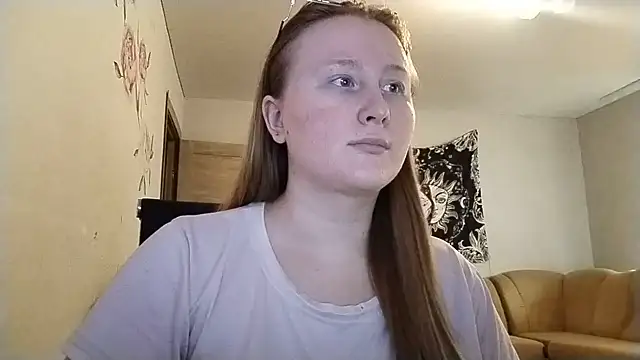 Snapshot of AnikaLipps chatting on July 18, 2026, 4:22 pm AnikaLipps online show from July 18, 2026, 4:22 pm