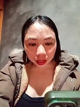 Pretty girl 2 online show from March 10, 2026, 12:32 pm