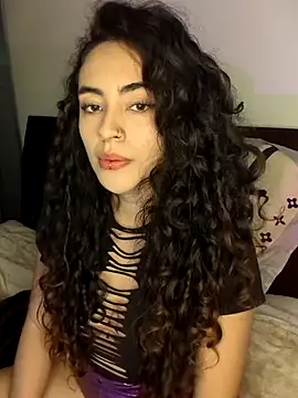 Snapshot of Simonaa_a chatting on February 14, 2026, 12:29 am Simonaa a online show from February 14, 2026, 12:29 am