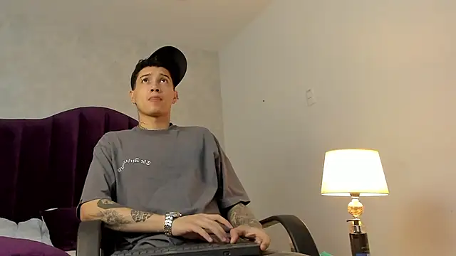 Snapshot of JoshBeech chatting on March 7, 2026, 1:30 pm JoshBeech online show from March 7, 2026, 1:30 pm