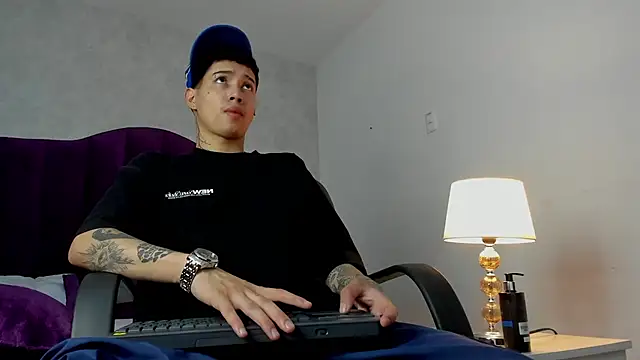 Snapshot of JoshBeech chatting on March 11, 2026, 2:23 pm JoshBeech online show from March 11, 2026, 2:23 pm