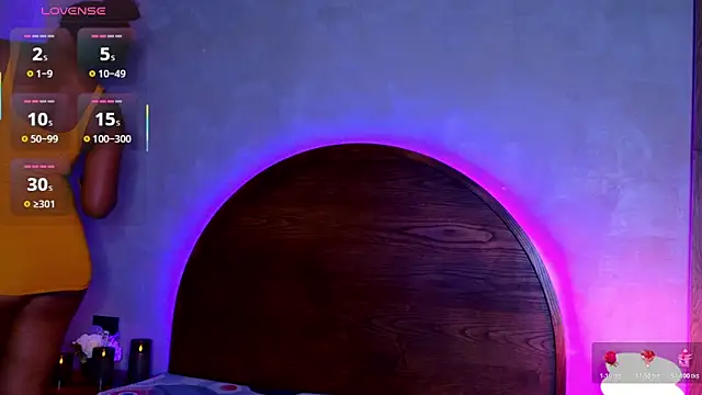 Snapshot of Kinsleybrown chatting on March 10, 2026, 4:34 pm Kinsleybrown online show from March 10, 2026, 4:34 pm