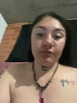 ZoE-sweettt online show from April 21, 2026, 11:40 pm