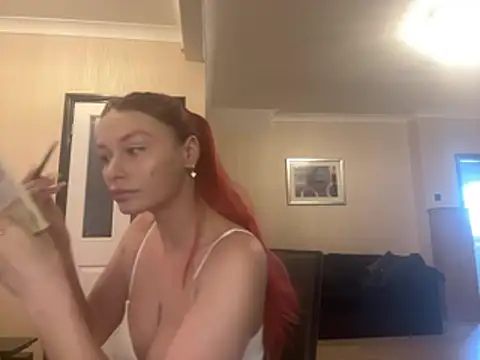 Snapshot of FoxyValentine chatting on April 19, 2026, 10:14 am FoxyValentine online show from April 19, 2026, 10:14 am
