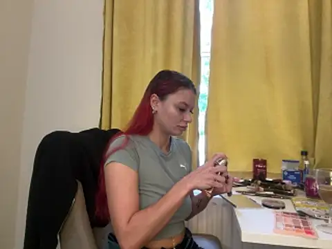 Snapshot of FoxyValentine chatting on May 3, 2026, 9:59 am FoxyValentine online show from May 3, 2026, 9:59 am
