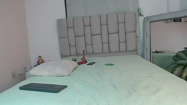 lily rose1 online show from June 11, 2026, 12:32 am