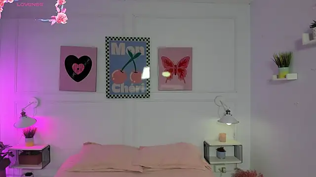 NaeniaDemon  online show from March 29, 2026, 4:40 pm