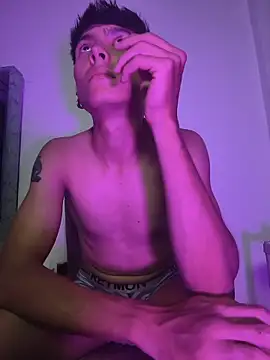 tatan dick  online show from February 14, 2026, 7:38 am