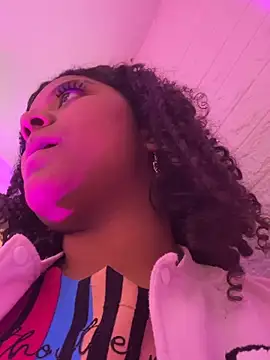 canelaa sweet5 online show from March 26, 2026, 3:12 am