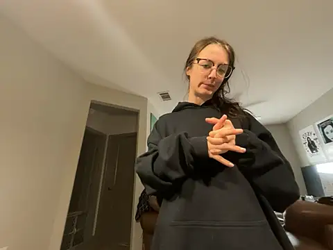 Snapshot of ash10alex chatting on March 27, 2026, 5:01 pm ash10alex online show from March 27, 2026, 5:01 pm