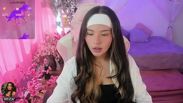 Snapshot of cata_desire chatting on April 2, 2026, 9:01 pm cata desire online show from April 2, 2026, 9:01 pm