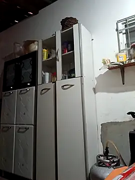 Snapshot of MagrinhoPika chatting on March 4, 2026, 2:56 pm MagrinhoPika online show from March 4, 2026, 2:56 pm