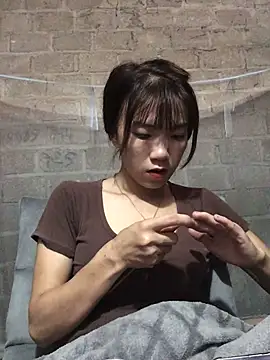 Snapshot of Sukem-mut chatting on April 3, 2026, 1:14 am Sukem-mut online show from April 3, 2026, 1:14 am