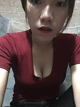 Snapshot of Sukem-mut chatting on April 12, 2026, 1:10 am Sukem-mut online show from April 12, 2026, 1:10 am